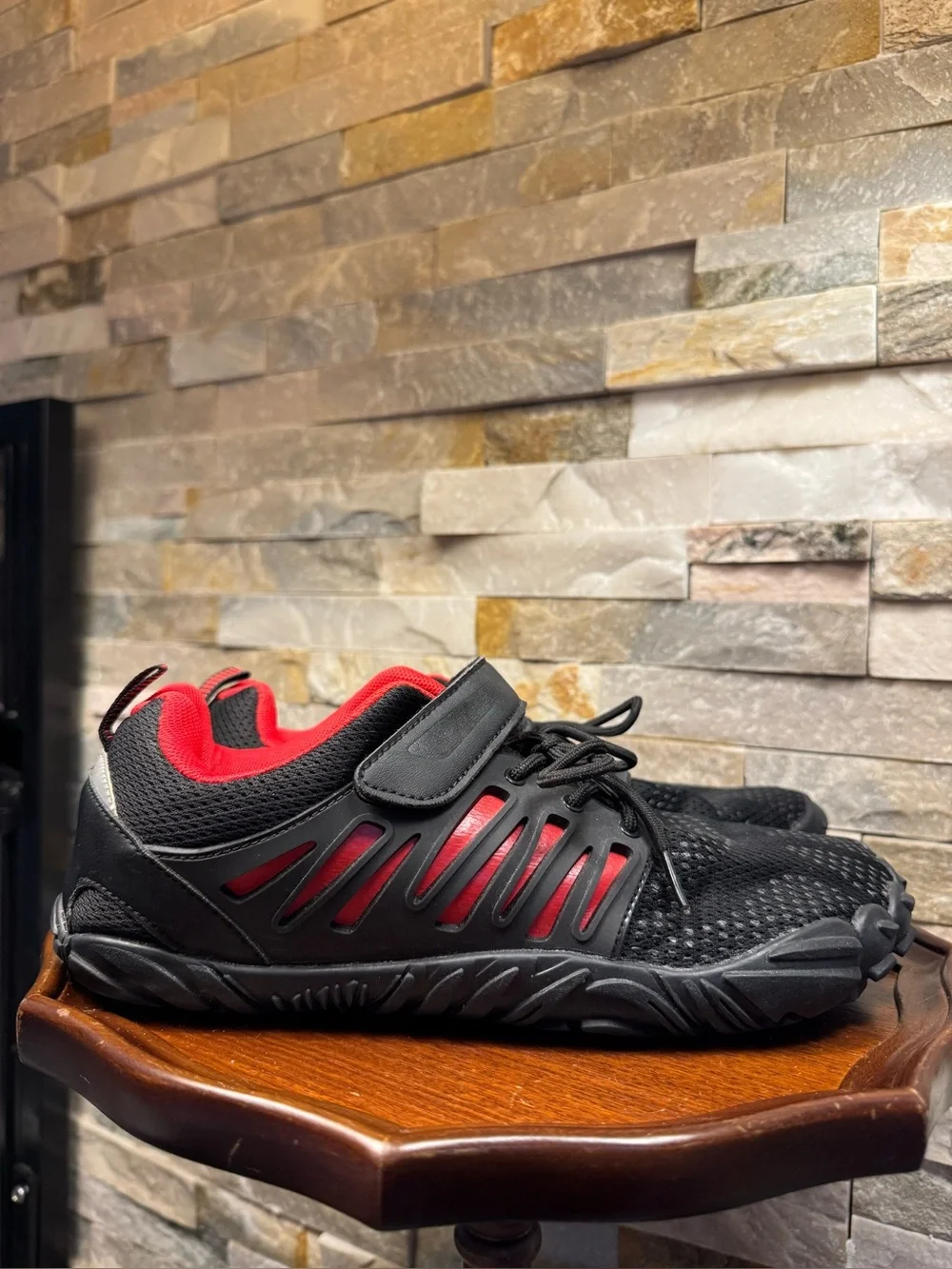 Men’s Sz 42 (8.5/9) MIFAWA Barefoot Wide Toe Box Red Black Shoes Sneakers EUC